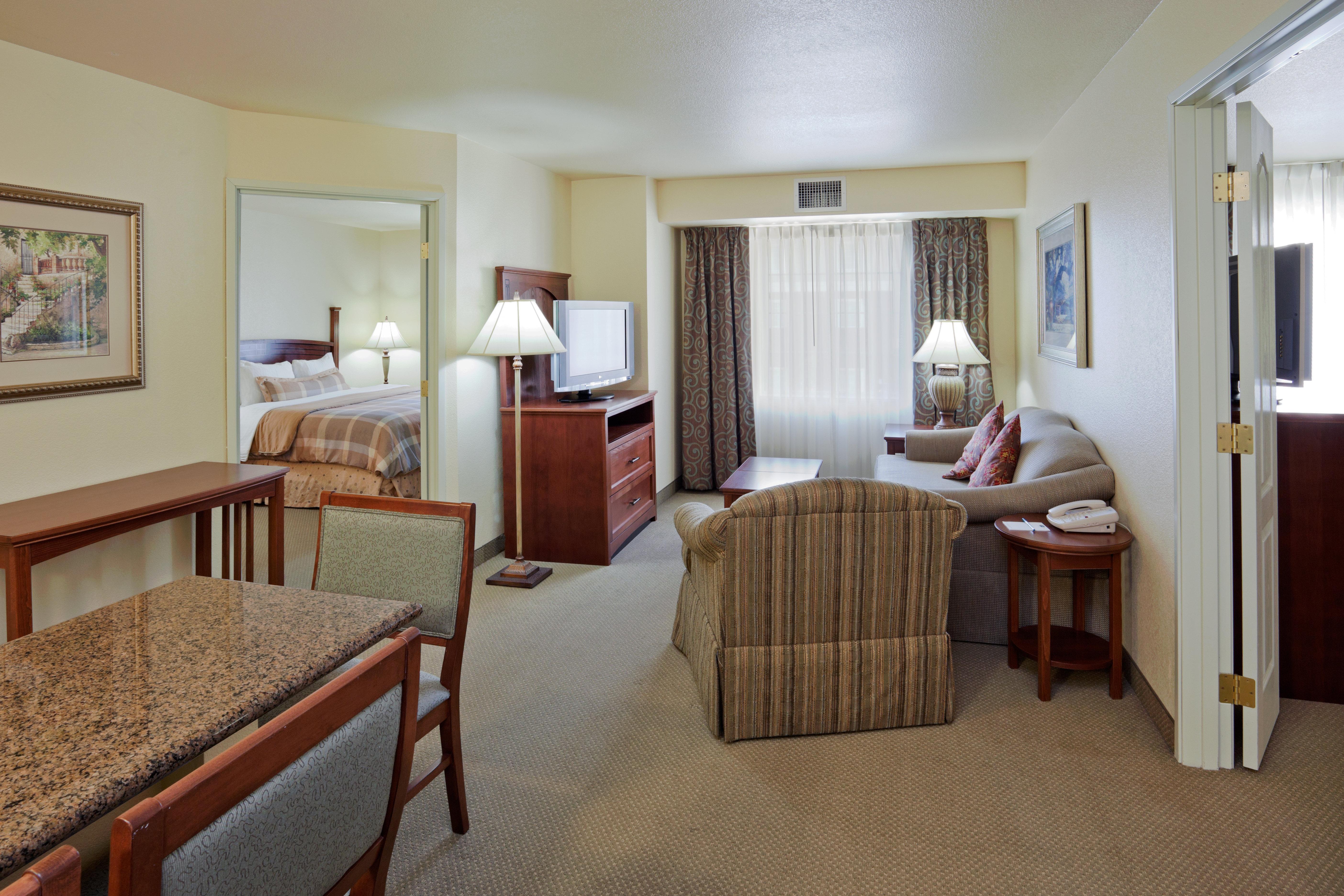 Staybridge Suites Sacramento Airport Natomas, An Ihg Hotel Phòng bức ảnh